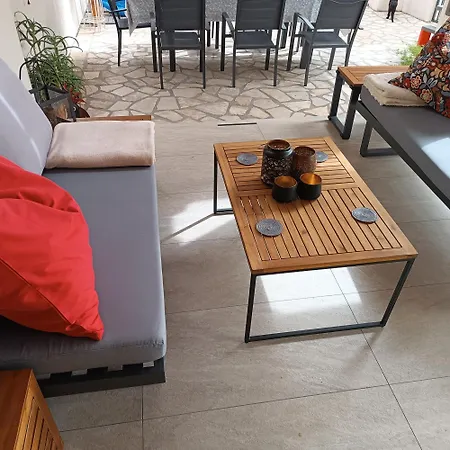 Apartment Vida *